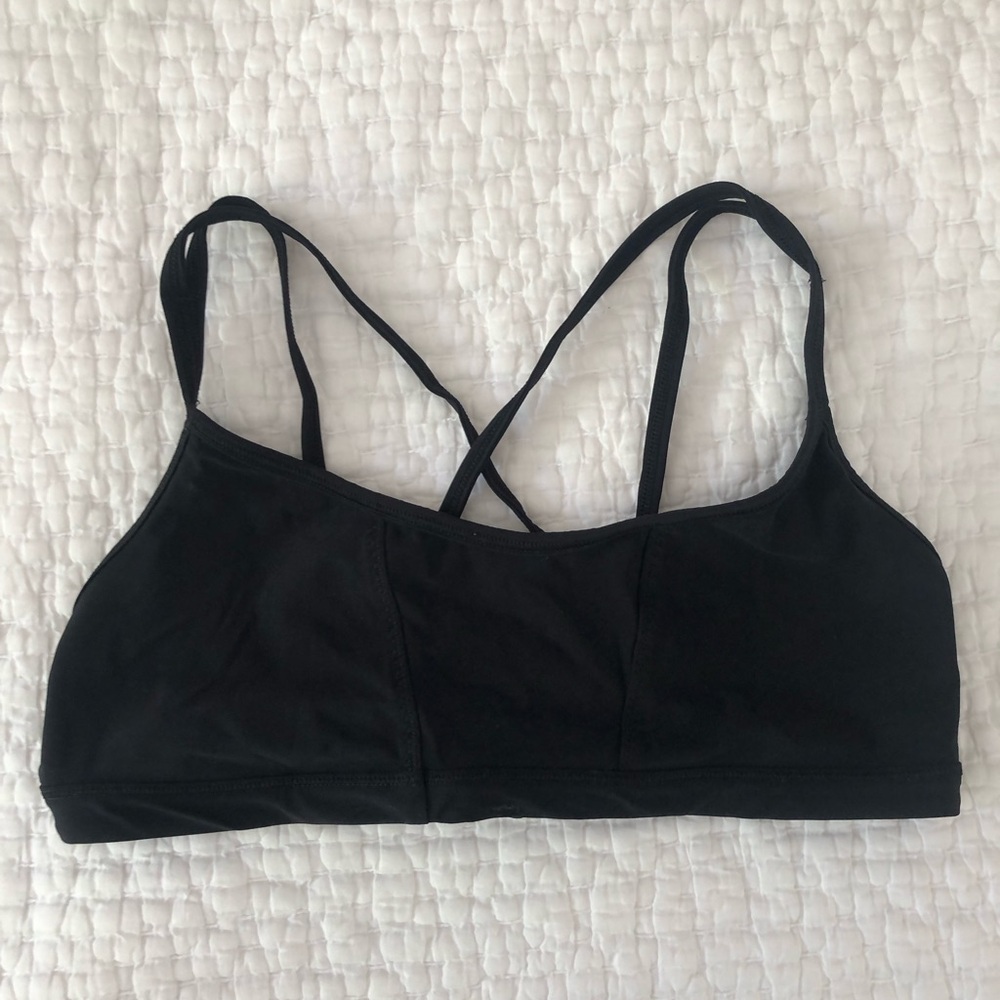 Lululemon sports bra